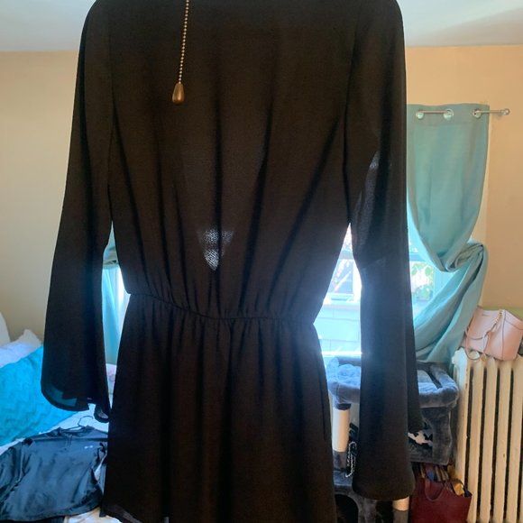 Black Bell Sleeved Romper - Picture 4 of 5